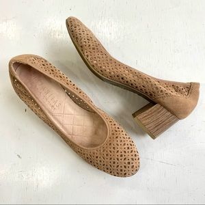 Hispanitas 39/7 Pump Block Heel